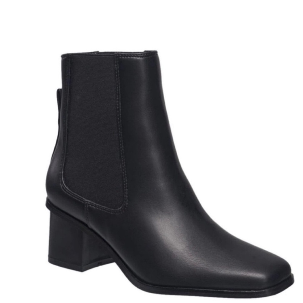 NWT FRENCH CONNECTION CHRISSY CHELSEA BOOTS 8.5